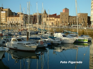 Puerto Deportivo, vista parcial. Foto Figaredo, Gijón