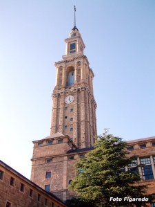 Torre de la Universidad Laboral en Gijón